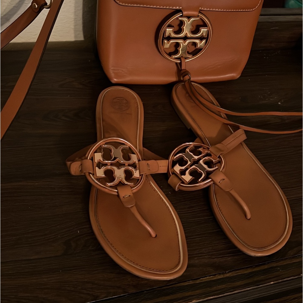 tory burch sandals